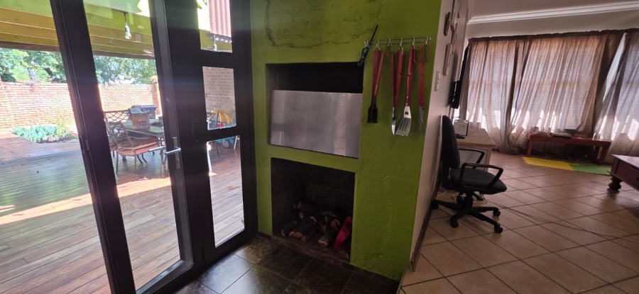 To Let 2 Bedroom Property for Rent in Ninapark Gauteng