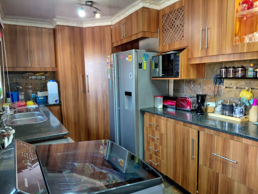 4 Bedroom Property for Sale in Dalpark Gauteng