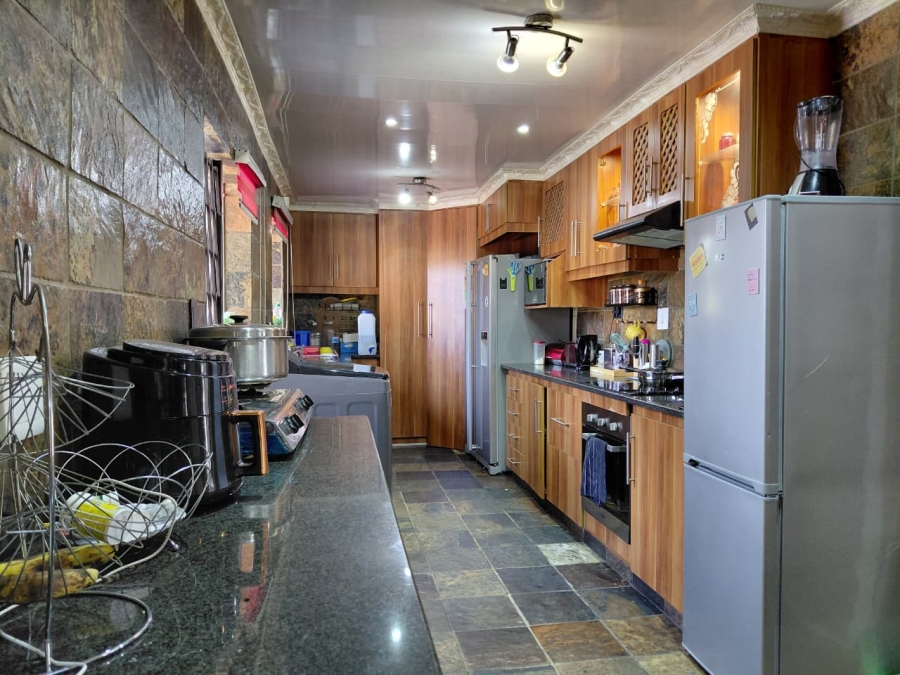 4 Bedroom Property for Sale in Dalpark Gauteng