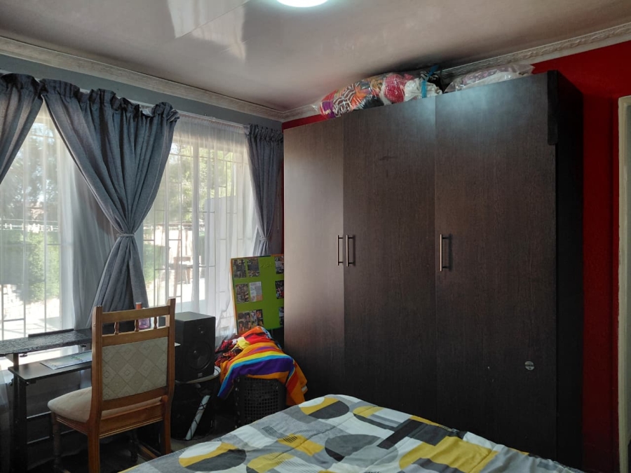 4 Bedroom Property for Sale in Dalpark Gauteng