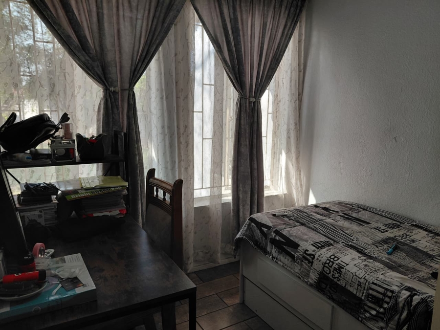 4 Bedroom Property for Sale in Dalpark Gauteng