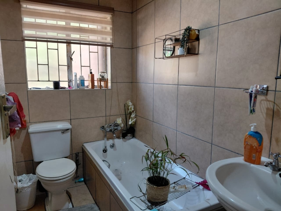 4 Bedroom Property for Sale in Dalpark Gauteng
