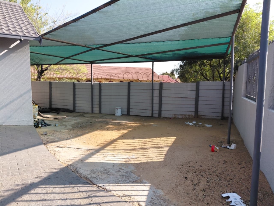 4 Bedroom Property for Sale in Dalpark Gauteng