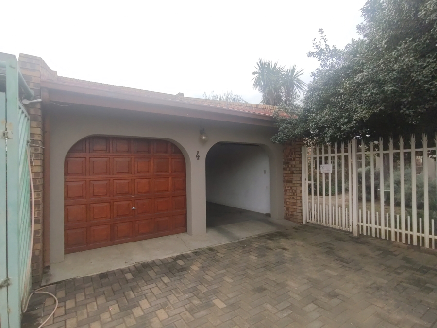 3 Bedroom Property for Sale in Ferryvale Gauteng