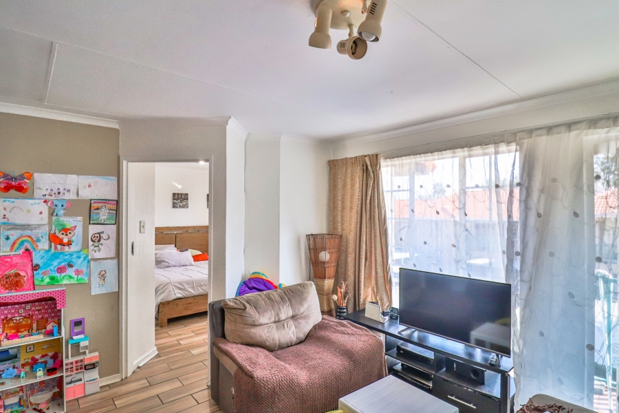 2 Bedroom Property for Sale in Vorna Valley Gauteng