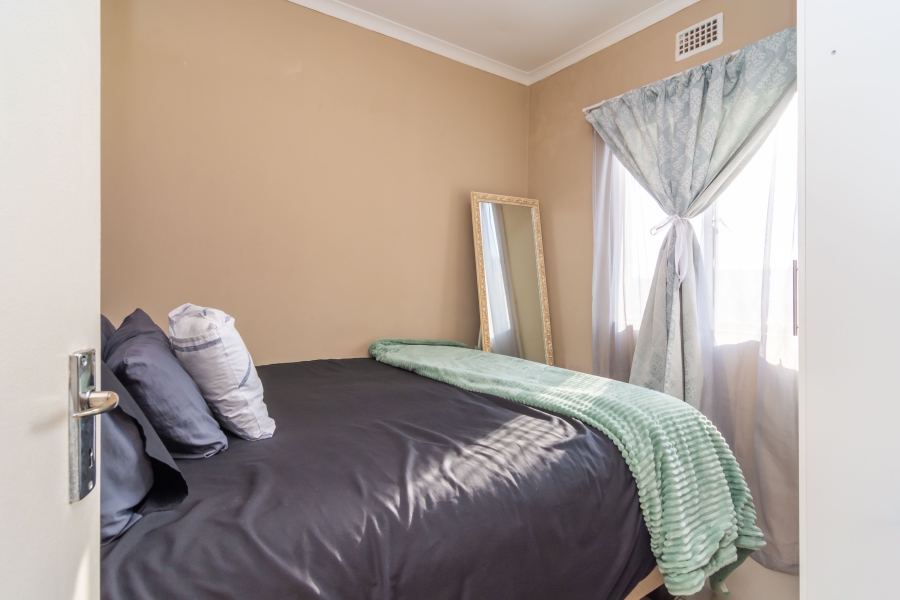 2 Bedroom Property for Sale in Fleurhof Gauteng