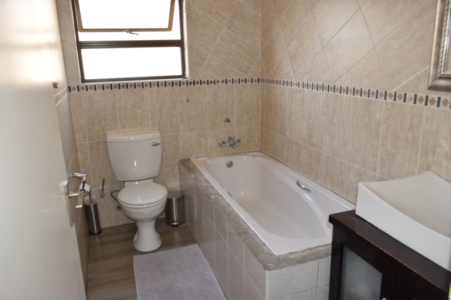 3 Bedroom Property for Sale in Jansenpark Gauteng
