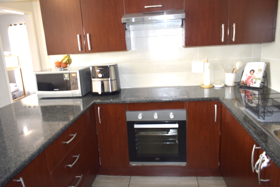 3 Bedroom Property for Sale in Jansenpark Gauteng