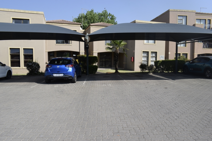 3 Bedroom Property for Sale in Jansenpark Gauteng