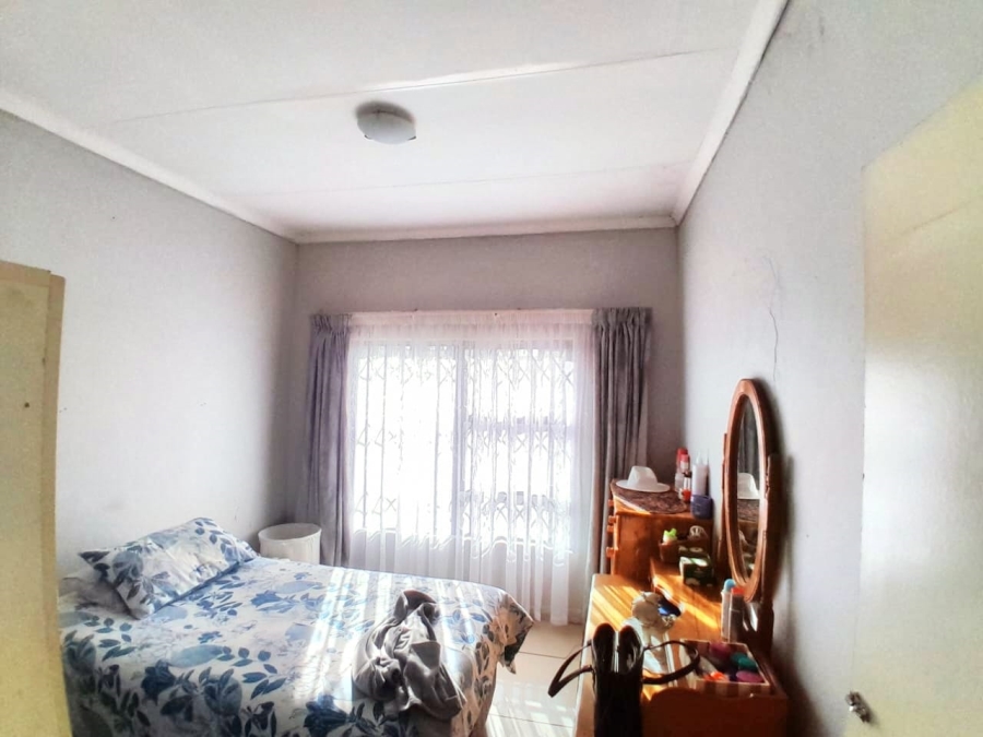5 Bedroom Property for Sale in Greenhills Ext 3 Gauteng
