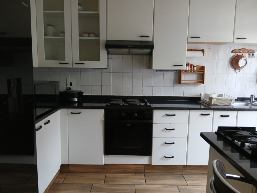 3 Bedroom Property for Sale in Bedford Gardens Gauteng