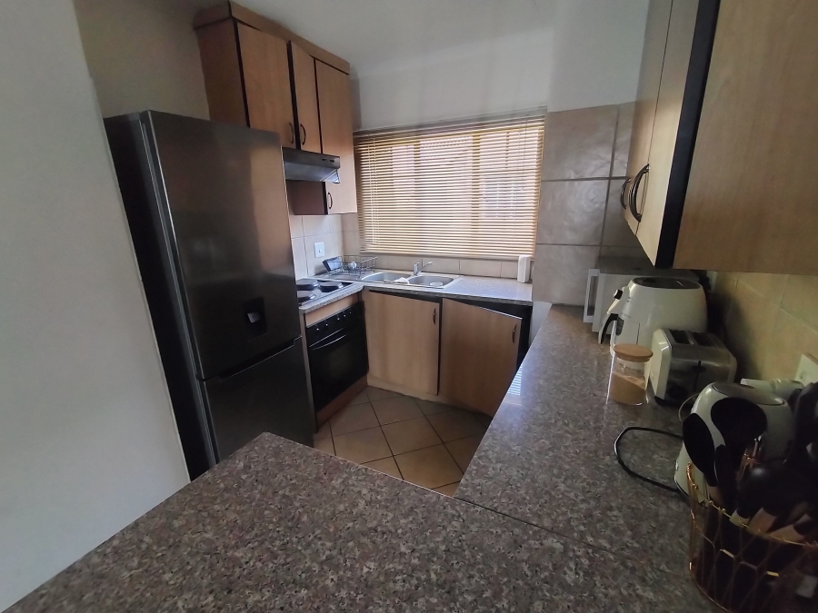 2 Bedroom Property for Sale in Eldorette Gauteng