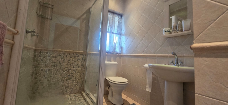 To Let 4 Bedroom Property for Rent in Irene Farm Villages Gauteng