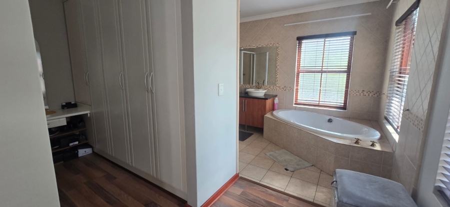 To Let 4 Bedroom Property for Rent in Irene Farm Villages Gauteng