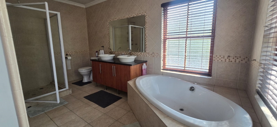 To Let 4 Bedroom Property for Rent in Irene Farm Villages Gauteng