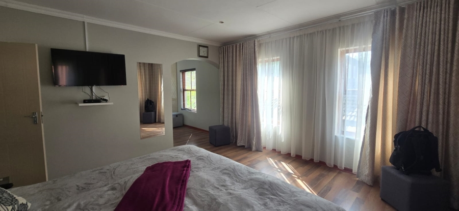 To Let 4 Bedroom Property for Rent in Irene Farm Villages Gauteng