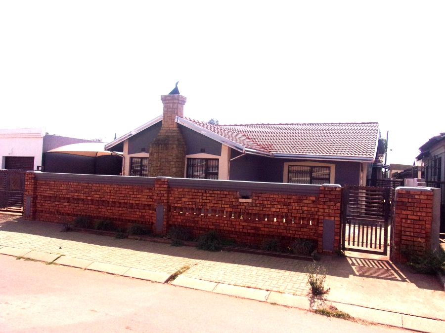 3 Bedroom Property for Sale in Vosloorus Gauteng