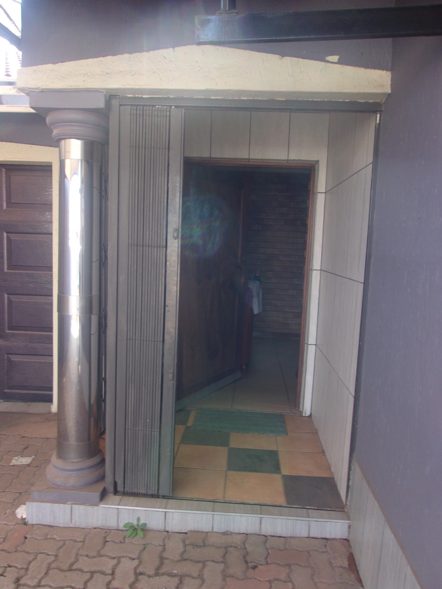 3 Bedroom Property for Sale in Vosloorus Gauteng