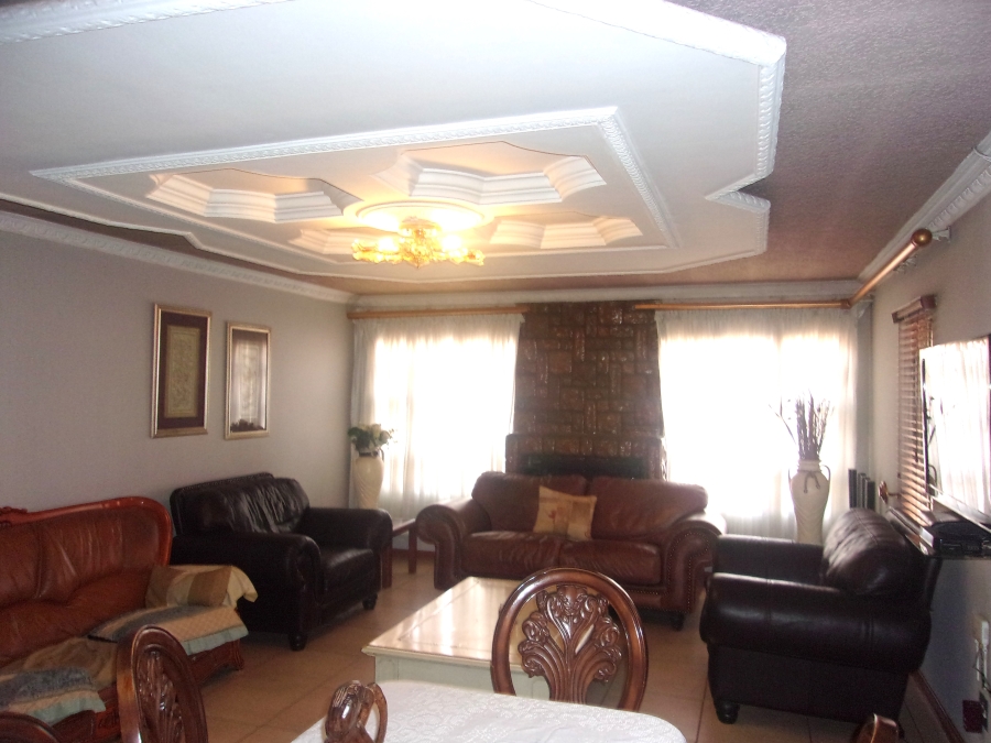 3 Bedroom Property for Sale in Vosloorus Gauteng