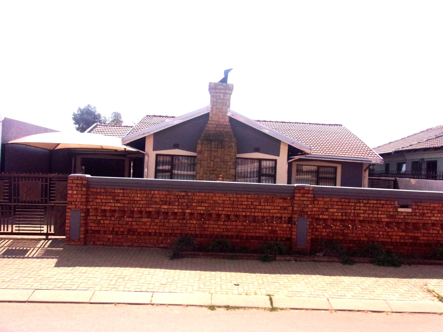 3 Bedroom Property for Sale in Vosloorus Gauteng
