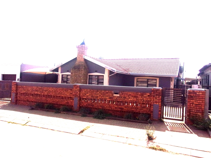3 Bedroom Property for Sale in Vosloorus Gauteng