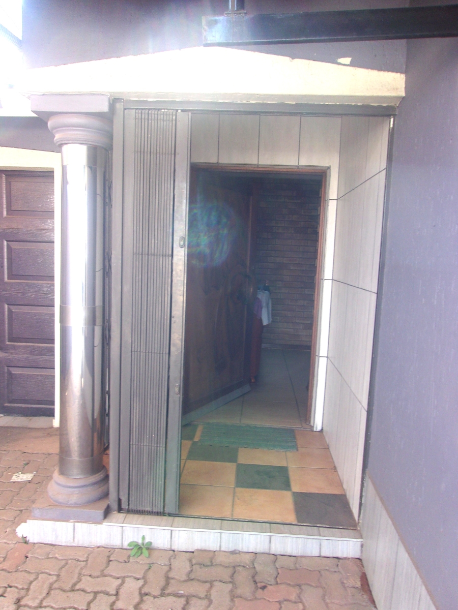3 Bedroom Property for Sale in Vosloorus Gauteng