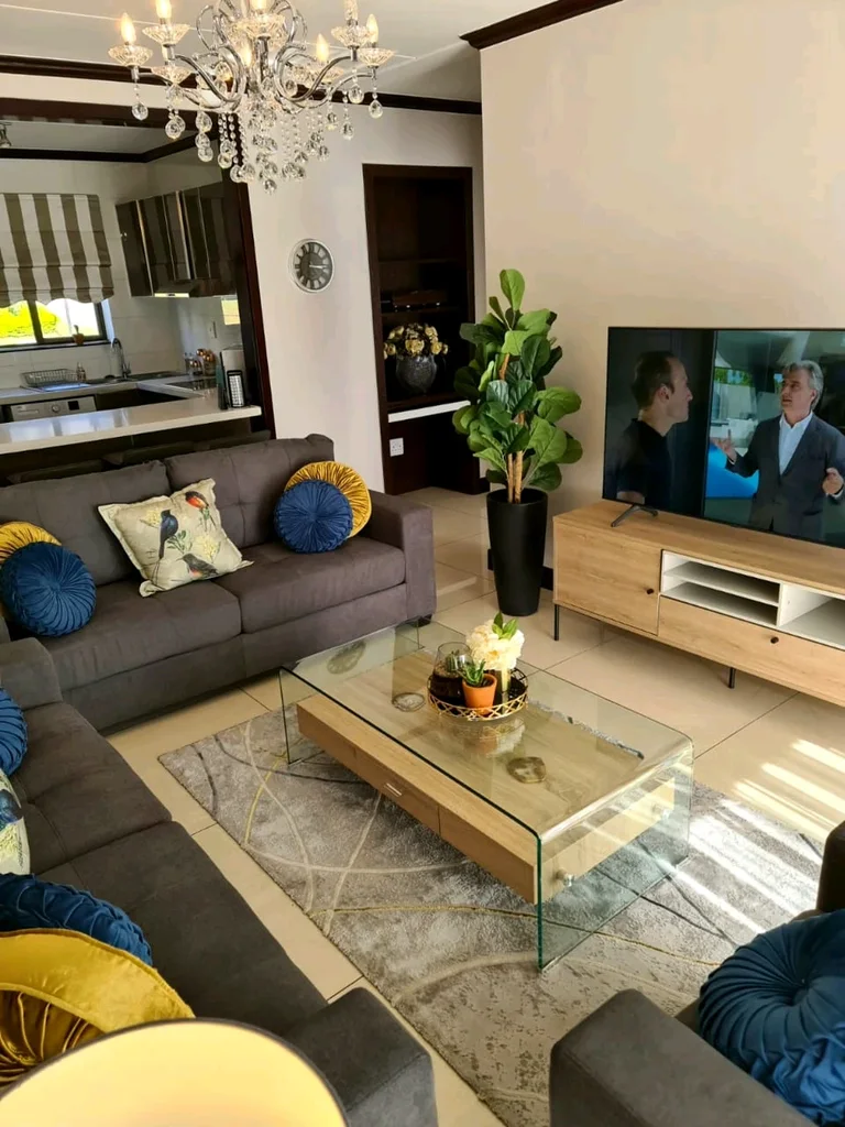To Let 2 Bedroom Property for Rent in Maroeladal Gauteng