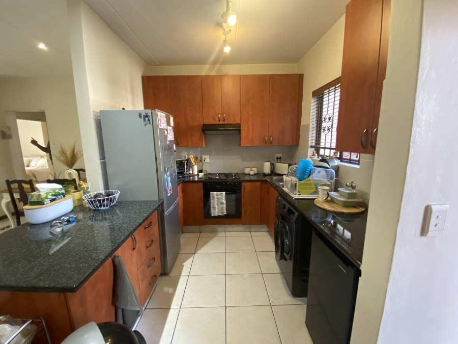 2 Bedroom Property for Sale in Paulshof Gauteng
