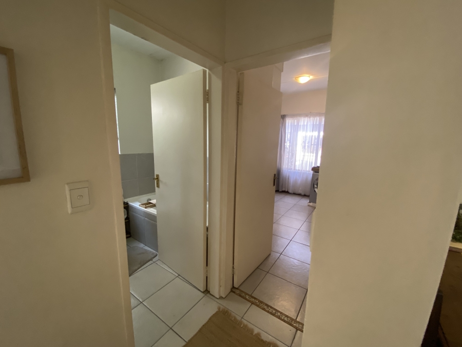 2 Bedroom Property for Sale in Paulshof Gauteng