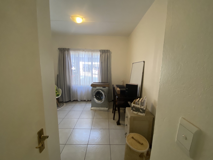 2 Bedroom Property for Sale in Paulshof Gauteng