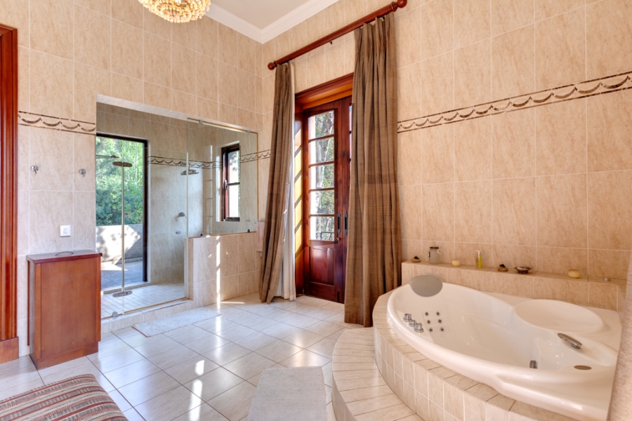 5 Bedroom Property for Sale in Blair Atholl Golf Estate Gauteng