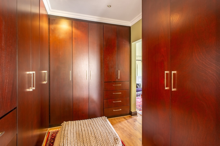 3 Bedroom Property for Sale in Woodmead Gauteng