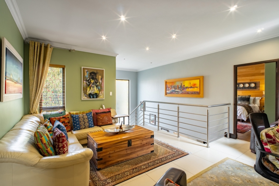3 Bedroom Property for Sale in Woodmead Gauteng