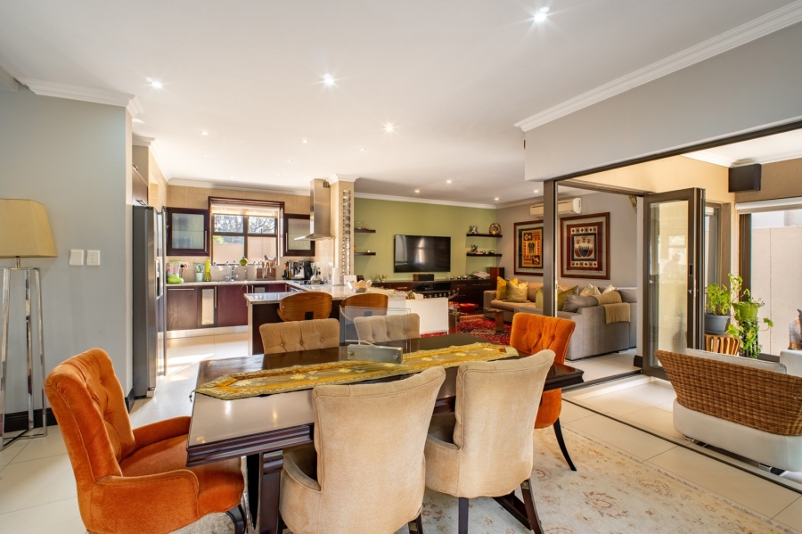 3 Bedroom Property for Sale in Woodmead Gauteng