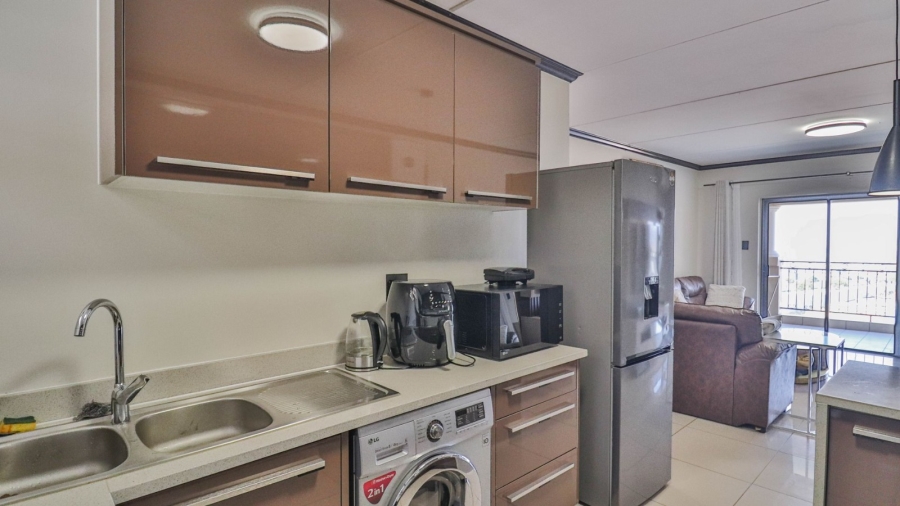 To Let 2 Bedroom Property for Rent in Noordwyk Gauteng
