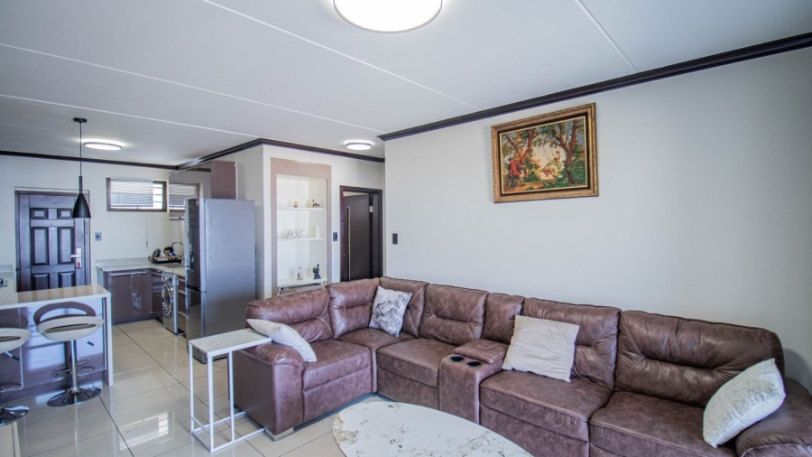 To Let 2 Bedroom Property for Rent in Noordwyk Gauteng