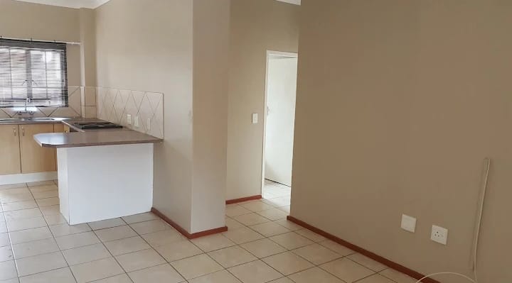 2 Bedroom Property for Sale in Noordwyk Gauteng