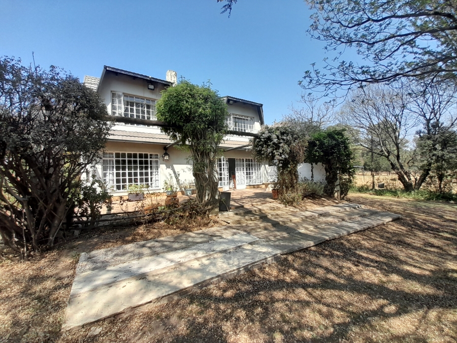 2 Bedroom Property for Sale in Glen Austin Gauteng