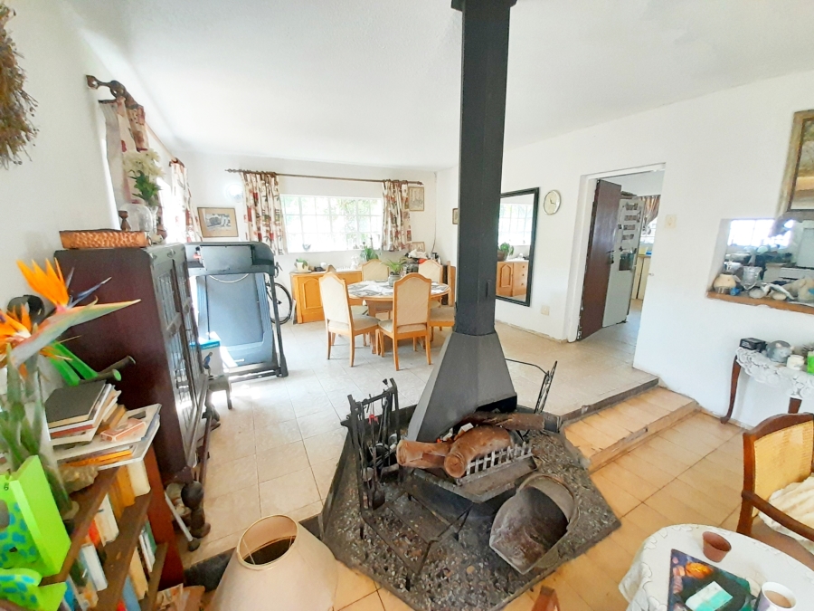 2 Bedroom Property for Sale in Glen Austin Gauteng