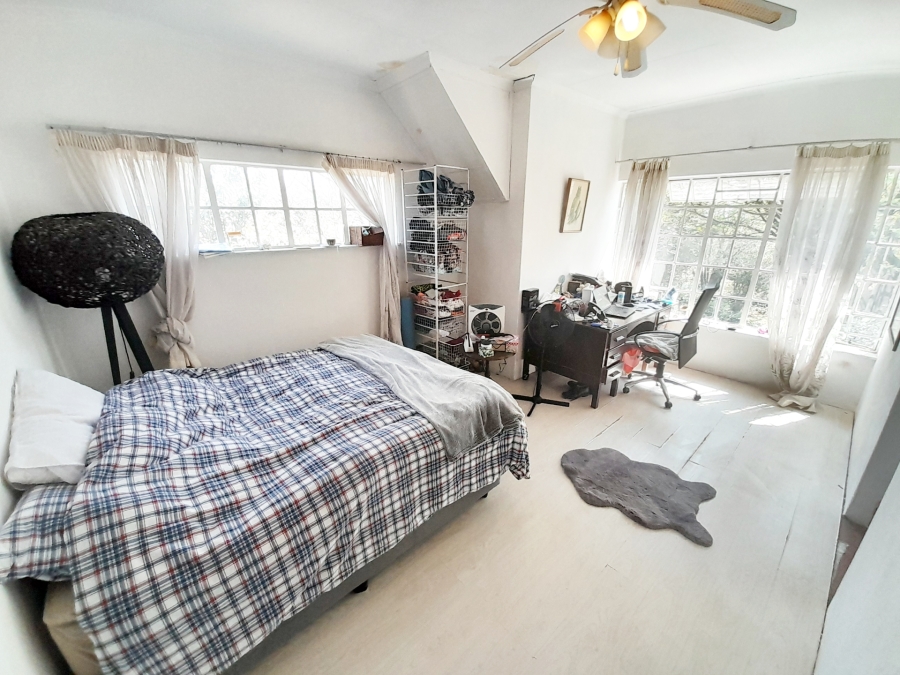 2 Bedroom Property for Sale in Glen Austin Gauteng