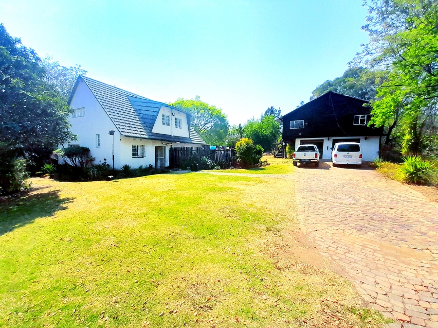 2 Bedroom Property for Sale in Glen Austin Gauteng