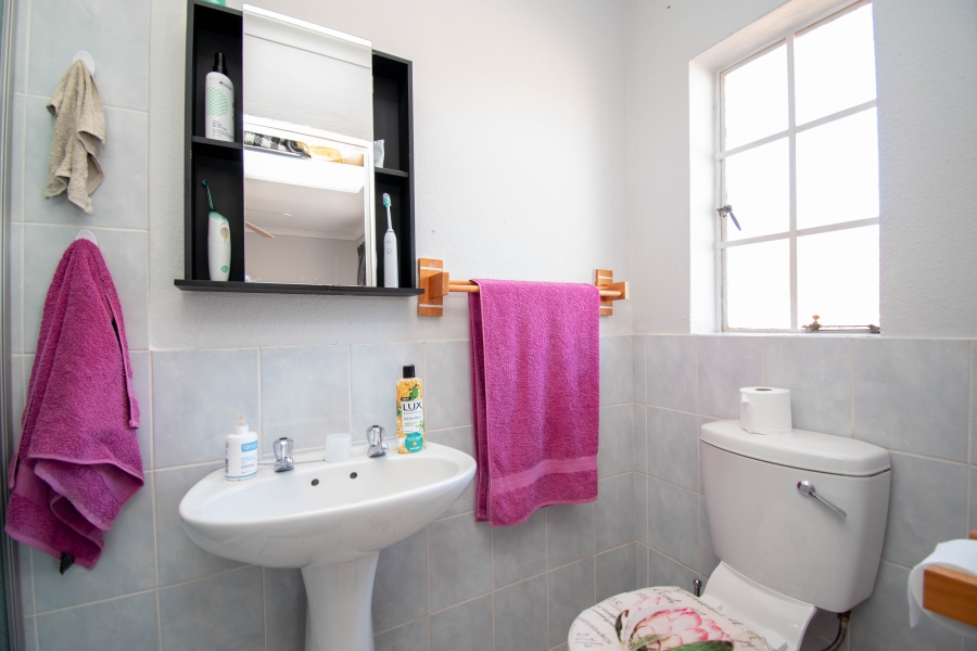 3 Bedroom Property for Sale in Wilgeheuwel Gauteng