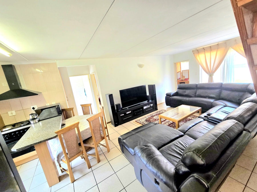 3 Bedroom Property for Sale in Halfway Gardens Gauteng