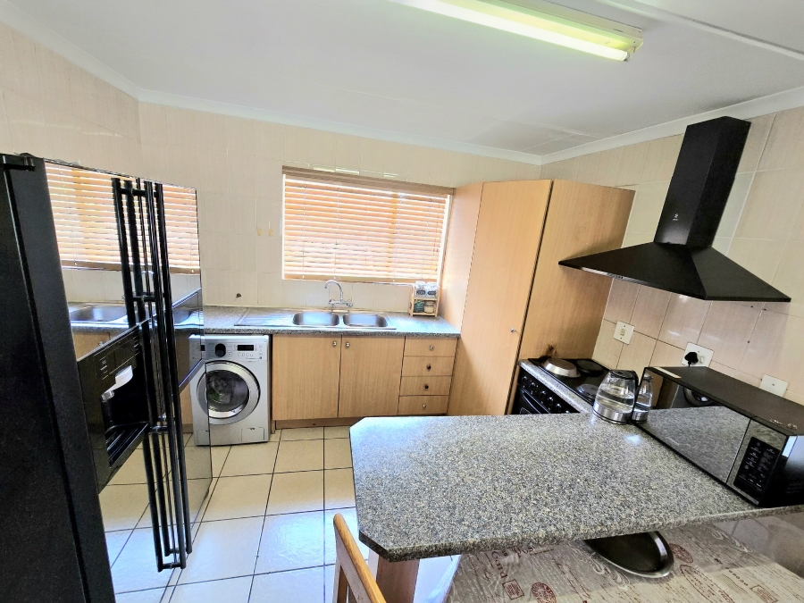 3 Bedroom Property for Sale in Halfway Gardens Gauteng