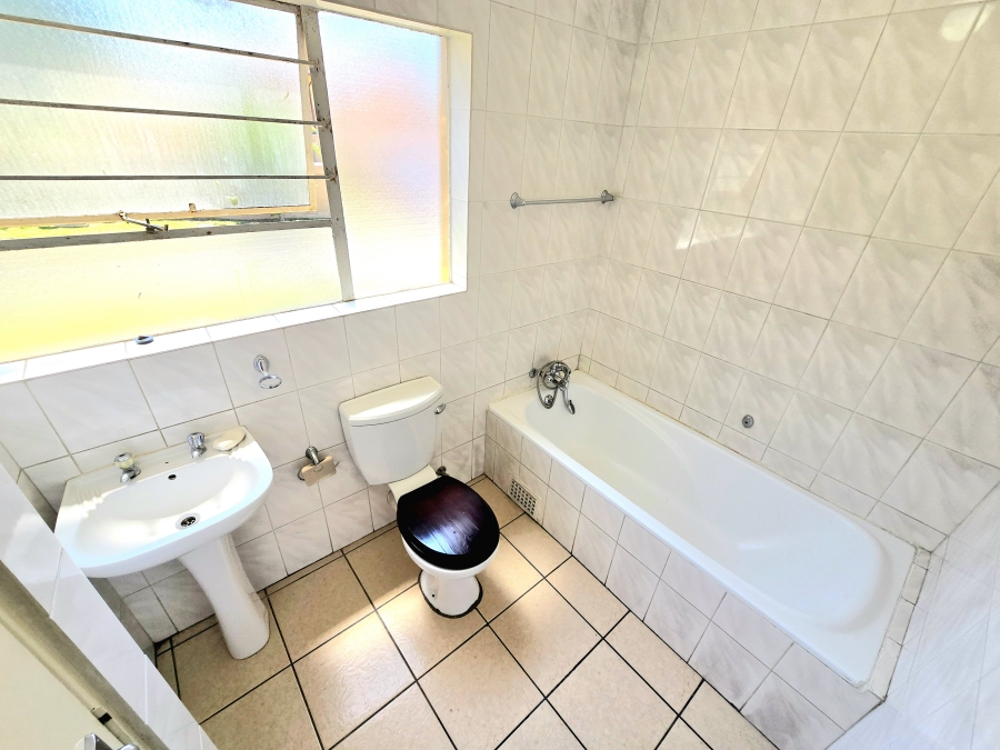 3 Bedroom Property for Sale in Halfway Gardens Gauteng