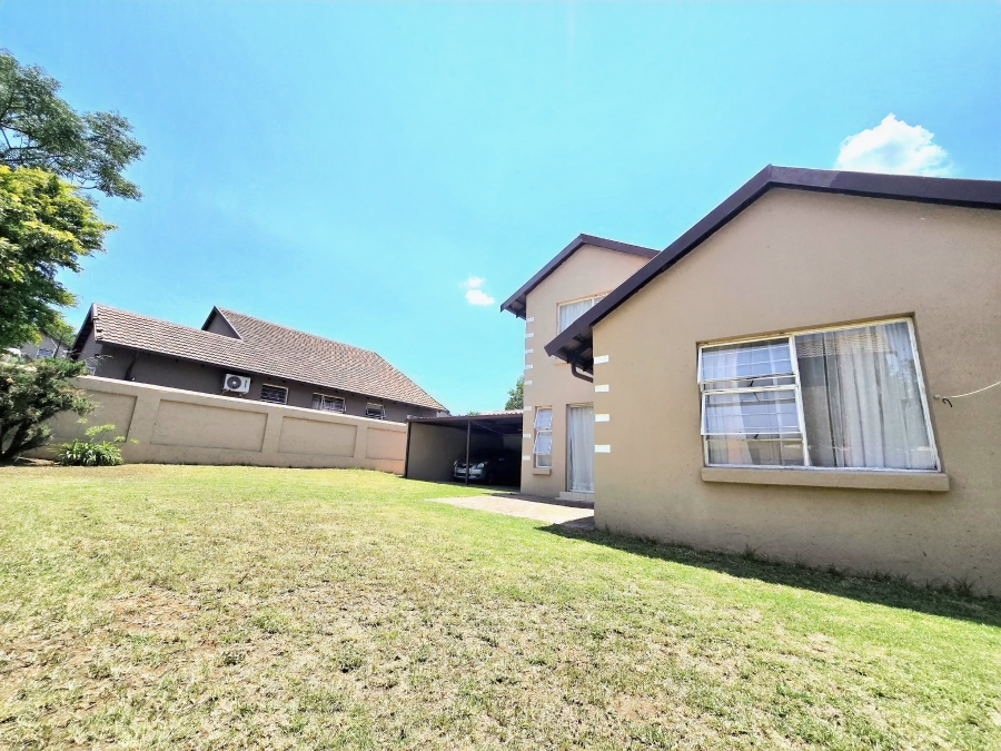 3 Bedroom Property for Sale in Halfway Gardens Gauteng