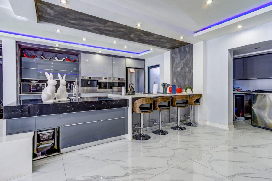 3 Bedroom Property for Sale in Lakefield Gauteng