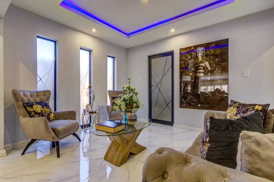 3 Bedroom Property for Sale in Lakefield Gauteng