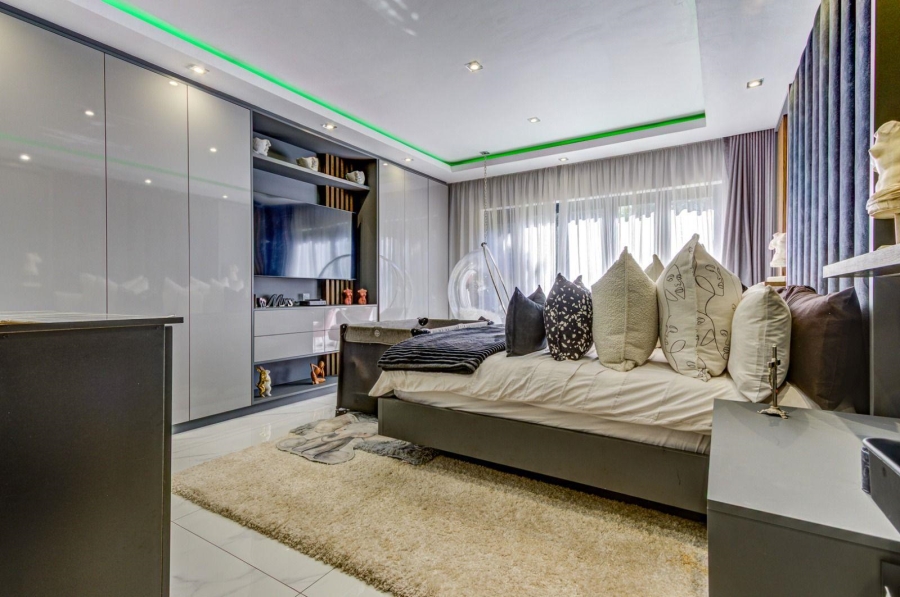 3 Bedroom Property for Sale in Lakefield Gauteng