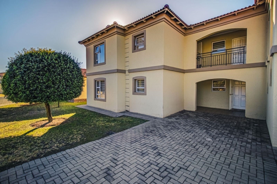 2 Bedroom Property for Sale in Morehill Gauteng